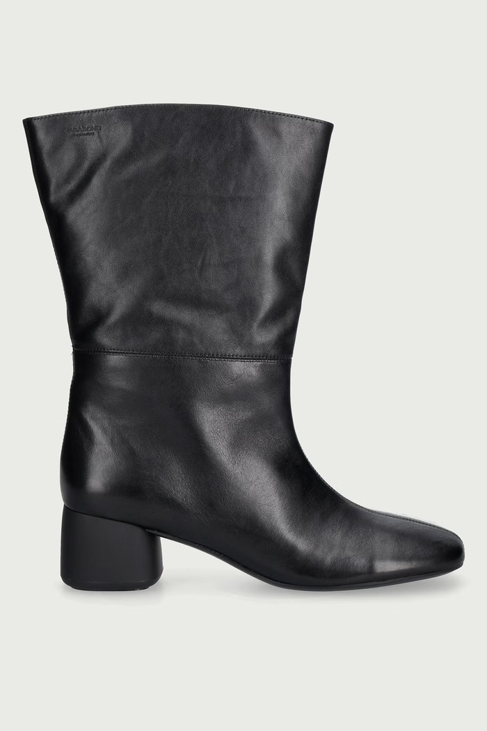 Vagabond Shoemakers Gležnjače za žene od kože LIVIA 6256.201.20 crna AW26