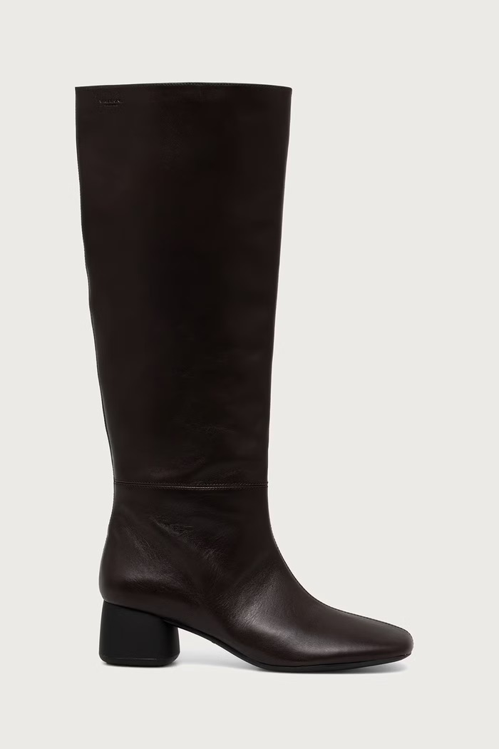 Vagabond Shoemakers Škornji ženski usnjeni LIVIA 6256.001.35 rjava AW26