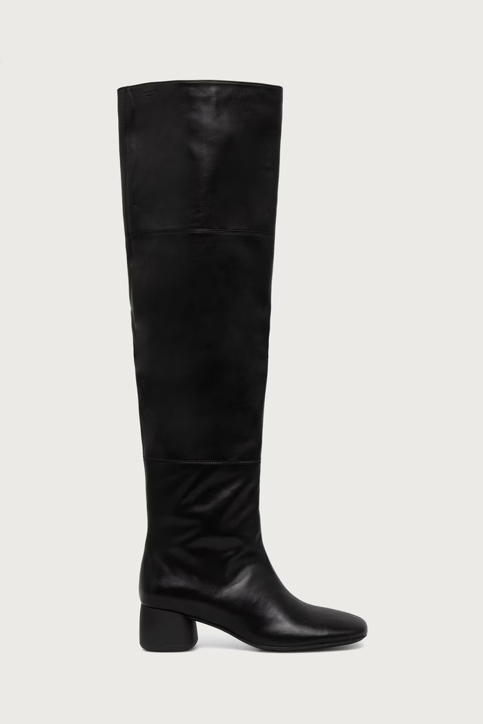 Vagabond Shoemakers Čižmy dámske kožené LIVIA 6056.501.20 čierna AW26