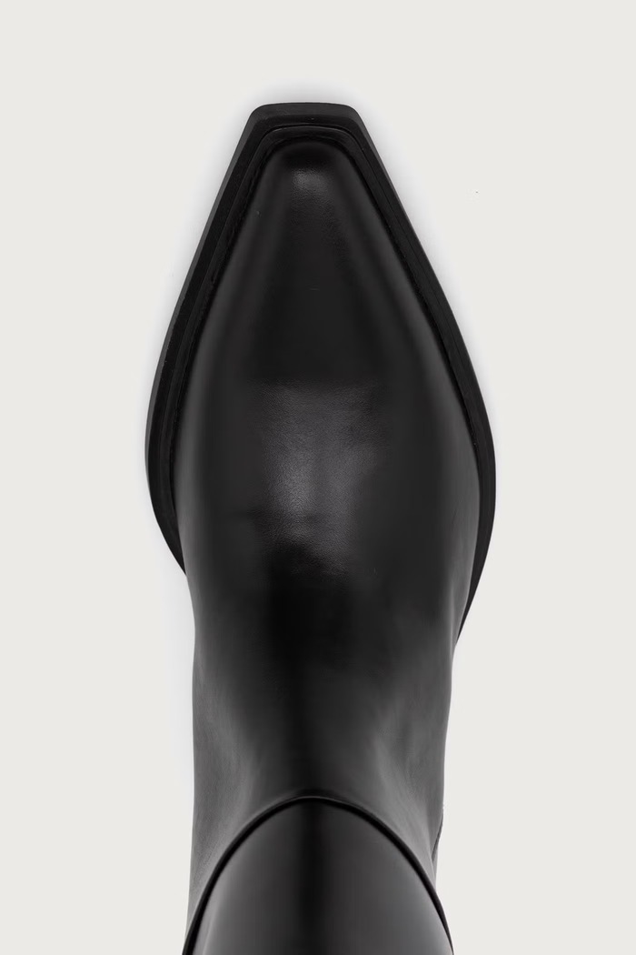 Ботуши под коляното с нисък ток дамски от кожа KELSEY Vagabond Shoemakers 6210.201.20 черен
