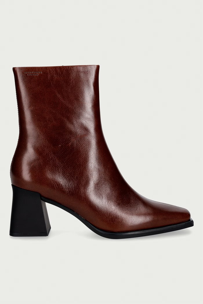 Vagabond Shoemakers Gležnarski čevlji ženski usnjeni HEDDA 5002.001.26 rjava AW26