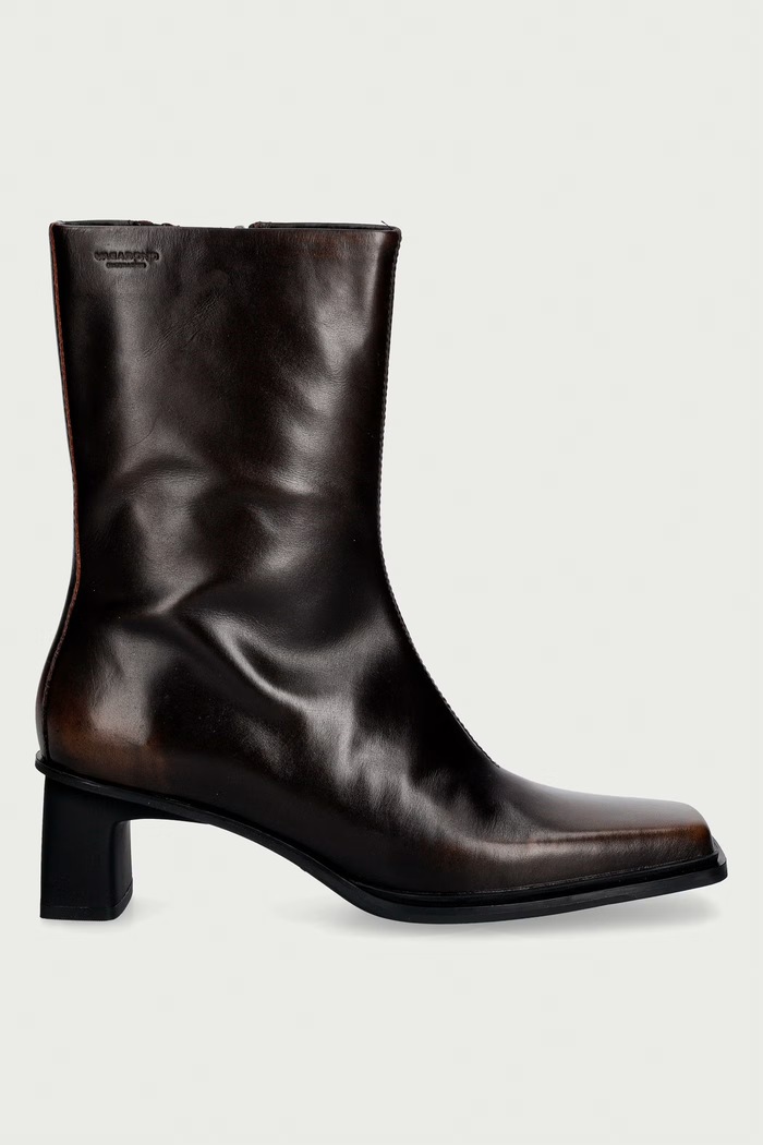 Vagabond Shoemakers Stivali alla caviglia da donna in pelle ELVINA 6258.118.33 marrone AW26