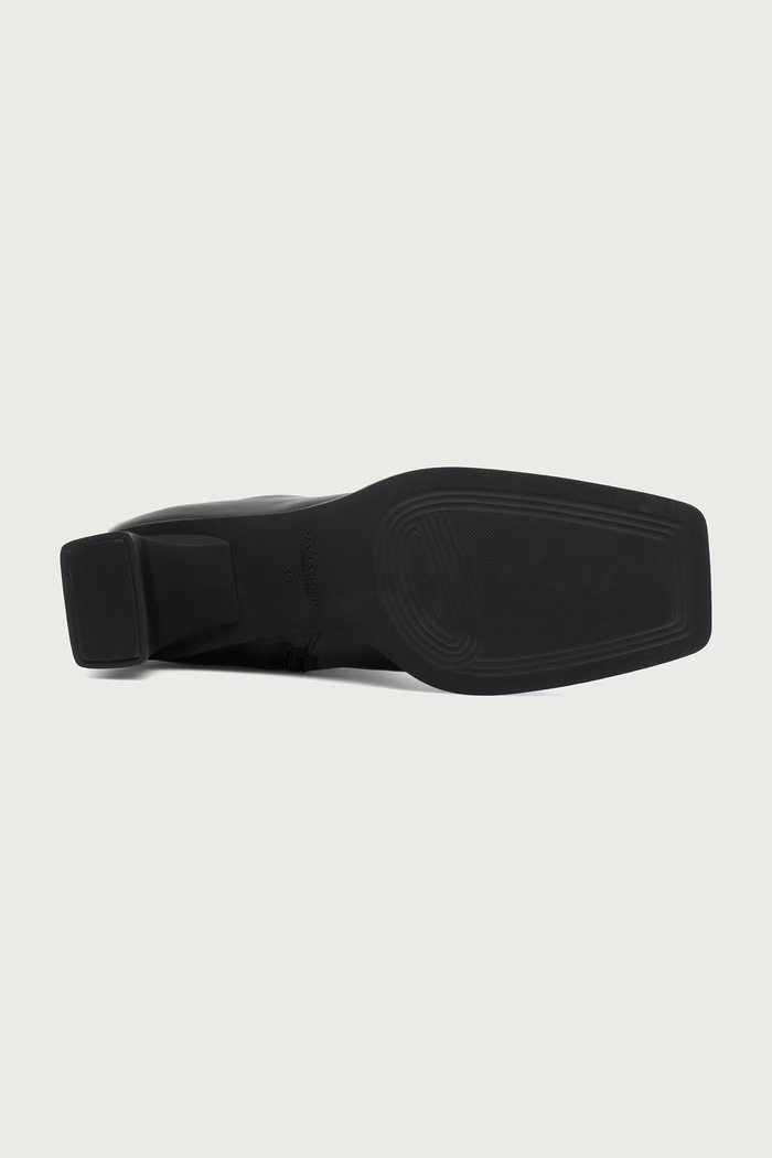 Ботуши под коляното с висок ток дамски от кожа ELVINA Vagabond Shoemakers черен 6258.001.20