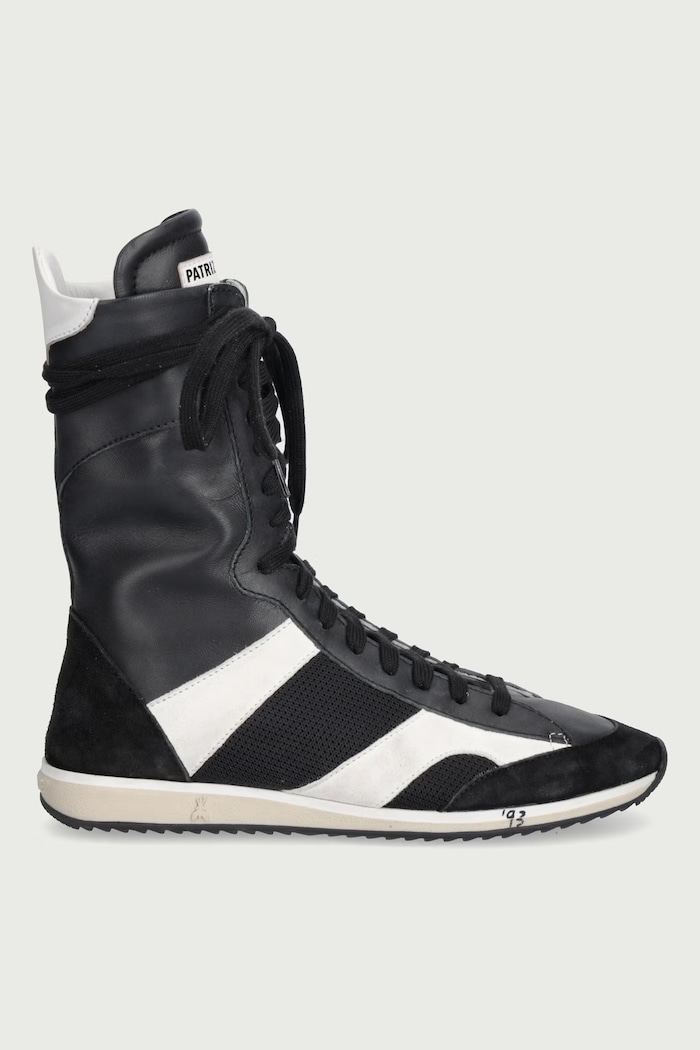 Patrizia Pepe Sneakersy damskie skórzane 8Y0033.V038.X2BD czarny AW26