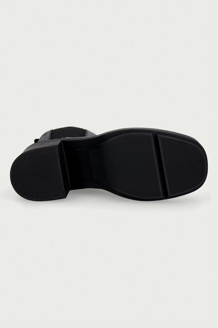 Čizme s debelom potpeticom za žene od kože BLOCK HEEL CHELSEA BOOT LTH Calvin Klein crna HW0HW03694BEH