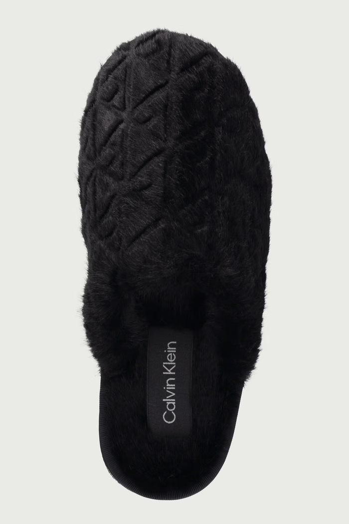 Παντόφλες Γυναικεία HOME SLIPPER FUR AOP Calvin Klein HW0HW032180GJ μαύρο