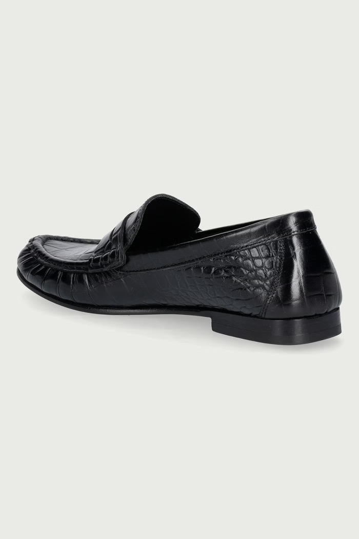 Obuwie Posa Loafersy damskie skórzane Penny Loafer PW43.600 czarny