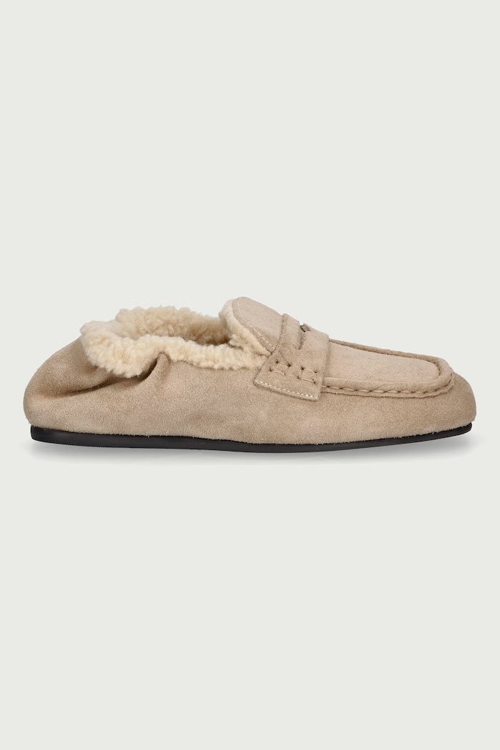 Posa Mokasyny damskie zamszowe Penny Loafer PW246.103 beżowy AW26