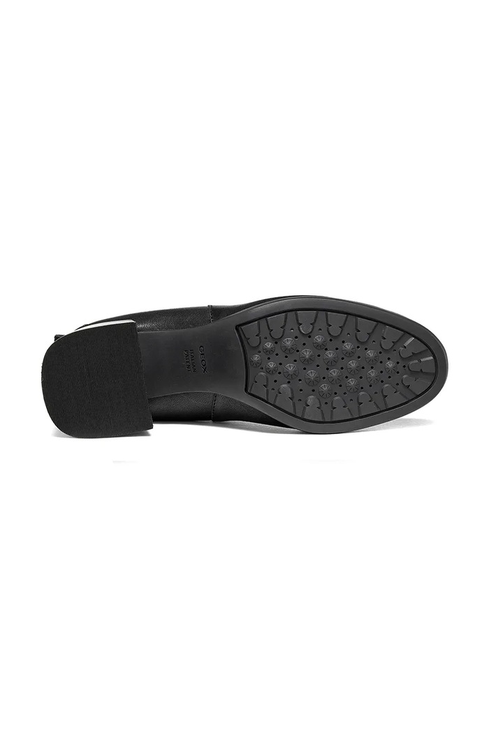 Gležnarski čevlji ženski usnjeni D WALK PLEASURE 55T Geox D680VB000LMC9999 črna