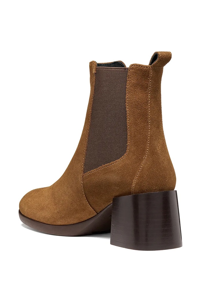 Παπούτσια Geox Μποτάκια block heel Γυναικεία σουέτ D WALK PLEASURE 55T D680VB00022C6032 καφέ