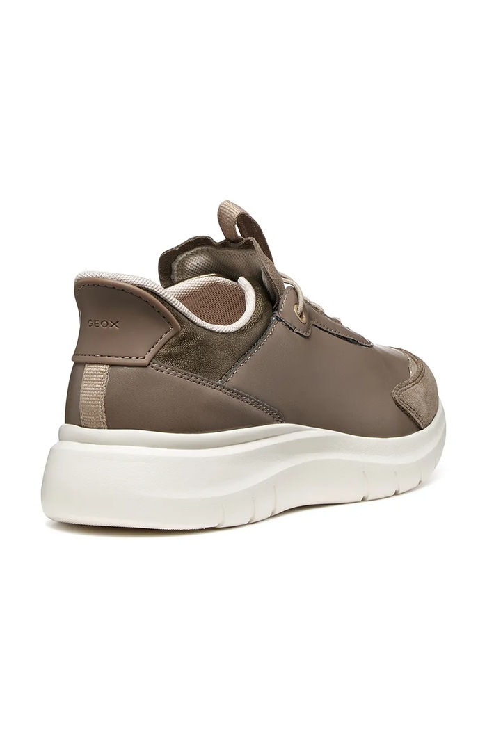 Boty Geox D PLUMMERY PLUS sneakers boty dámské D680JA05422C1018 hnědá