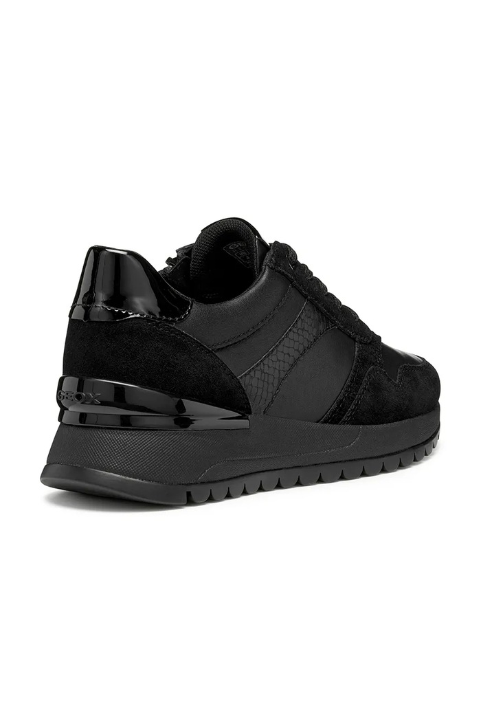 Παπούτσια Geox D DESYA sneakers Γυναικεία D5600B08522C9999 μαύρο