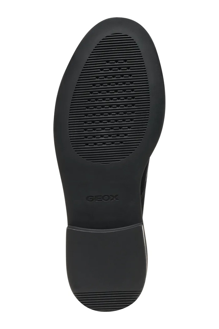 Geox Oxford γυναικεία δερμάτινα D SERILDA D56WYD00043C9999
