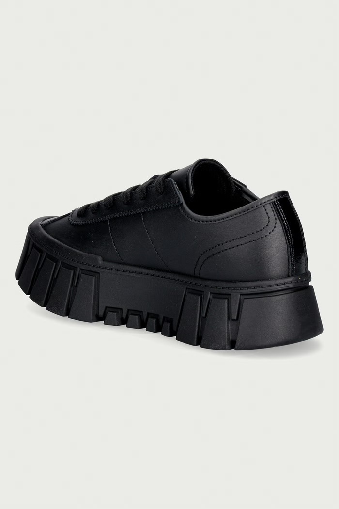 Παπούτσια Tommy Jeans TJW PLATFORM SNEAKER LEATHER LC sneakers γυναικεία δερμάτινα EN0EN03165 μαύρο