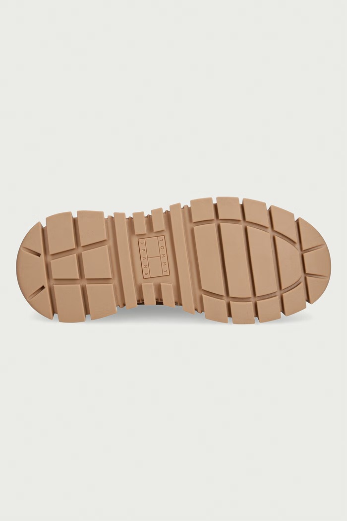Tommy Jeans TJW PLATFORM SNEAKER SUEDE sneakersy damskie zamszowe EN0EN03132 brązowy
