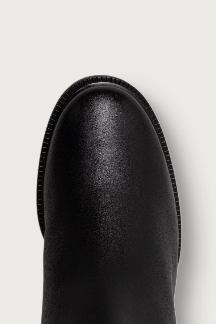 Čižmy na podpätku dámske kožené TH STUD HEEL RIDING KNEE BOOT Tommy Hilfiger FW0FW09551 čierna