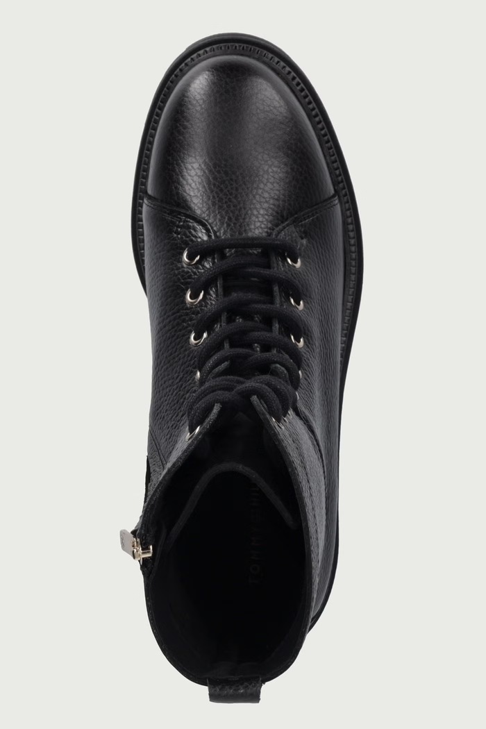 Workery damskie skórzane TH EMBOSS GRAIN LEATHER BOOT Tommy Hilfiger FW0FW09553 czarny