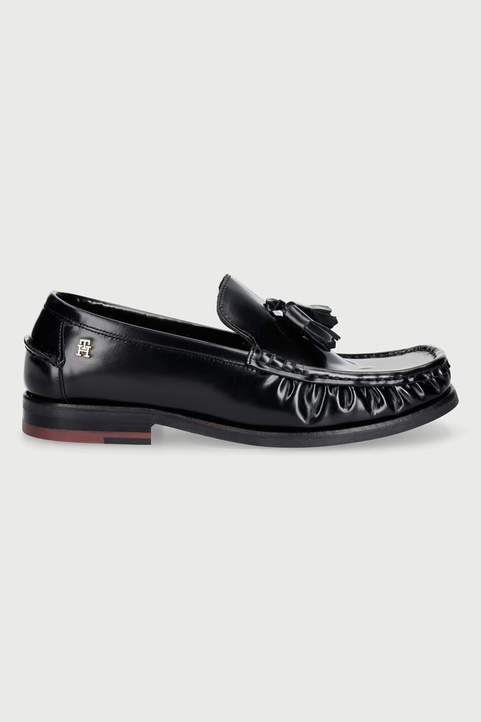 Tommy Hilfiger Μοκασίνια Γυναικεία δερμάτινα SQUARE TOE TASSEL LOAFER FW0FW09492 μαύρο AW26