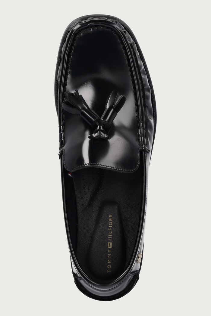 Μοκασίνια Γυναικεία δερμάτινα SQUARE TOE TASSEL LOAFER Tommy Hilfiger FW0FW09492 μαύρο