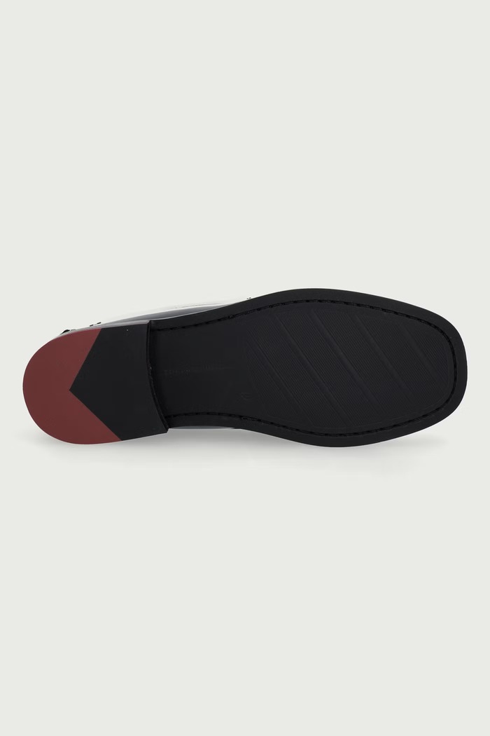 Μοκασίνια Γυναικεία δερμάτινα SQUARE TOE TASSEL LOAFER Tommy Hilfiger μαύρο FW0FW09492