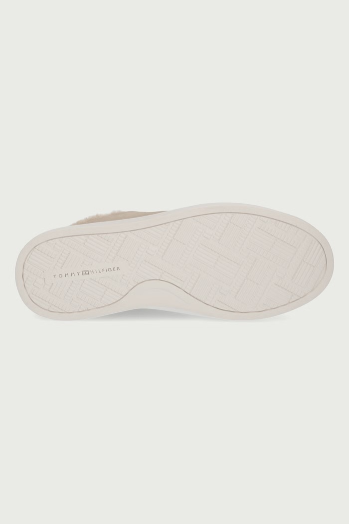 TH CHIC CUPSOLE Γυναικεία sneakers σουέτ Tommy Hilfiger μπεζ FW0FW09597