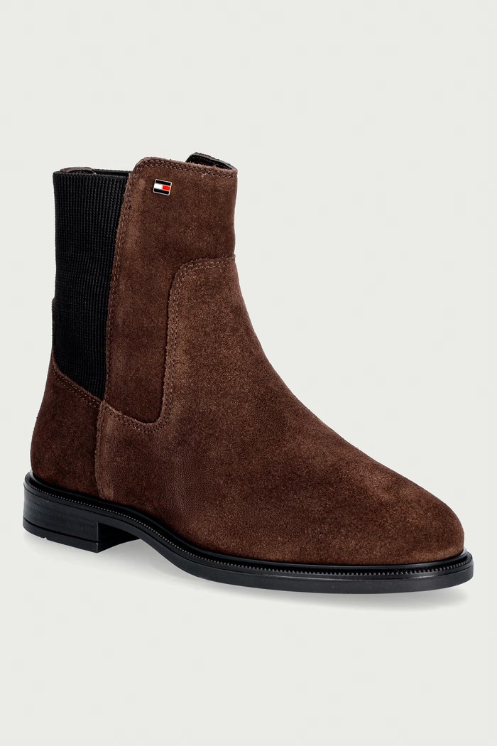 Tommy Hilfiger čizme za žene od brušene kože ENAMEL FLAG SUEDE ANKLE CHELSEA smeđa FW0FW09575