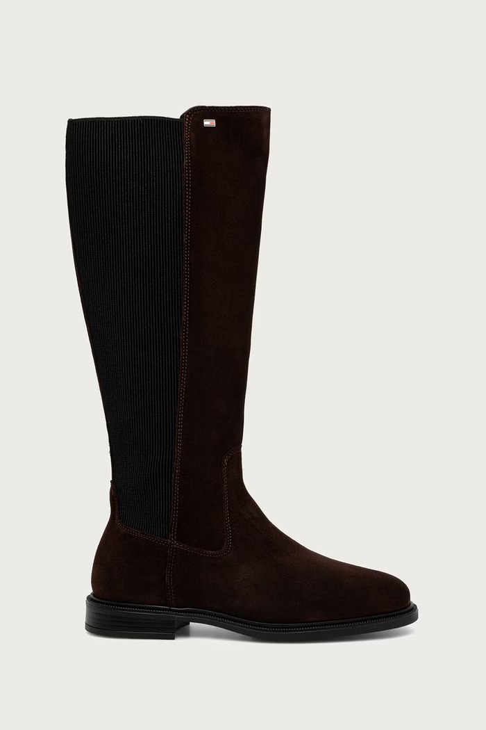 Tommy Hilfiger Škornji ženski semiš ENAMEL FLAG SUEDE HIGH CHELSEA FW0FW09574 rjava AW26