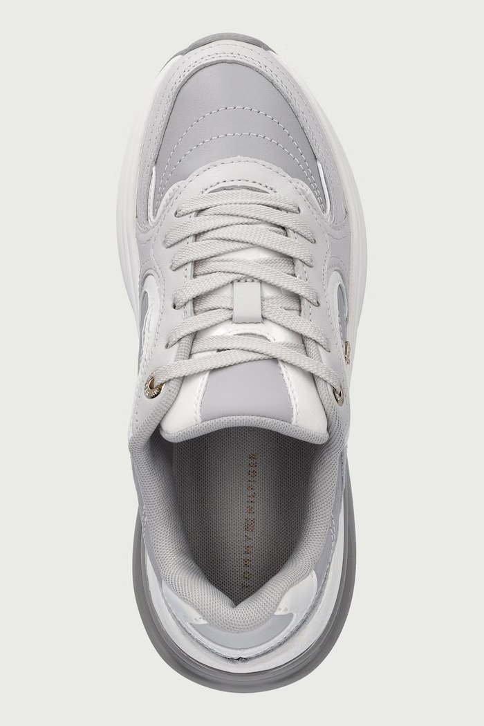 TH CHIC RUNNER SNEAKER sneakersy damskie skórzane Tommy Hilfiger FW0FW09414 szary
