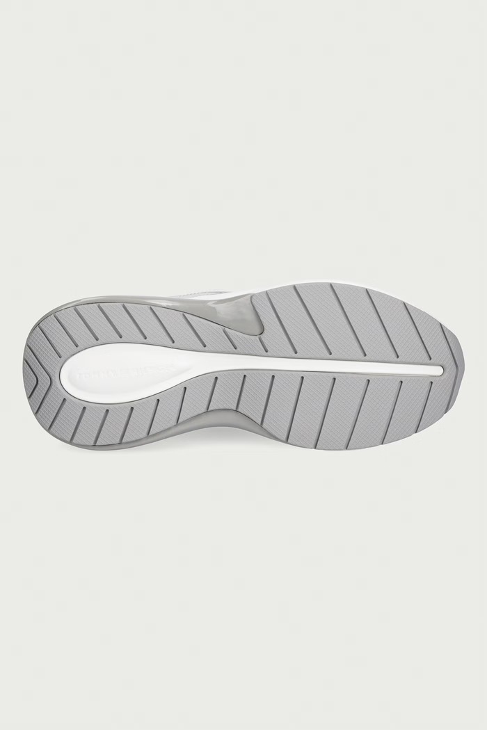 TH CHIC RUNNER SNEAKER sneakersy damskie skórzane Tommy Hilfiger szary FW0FW09414