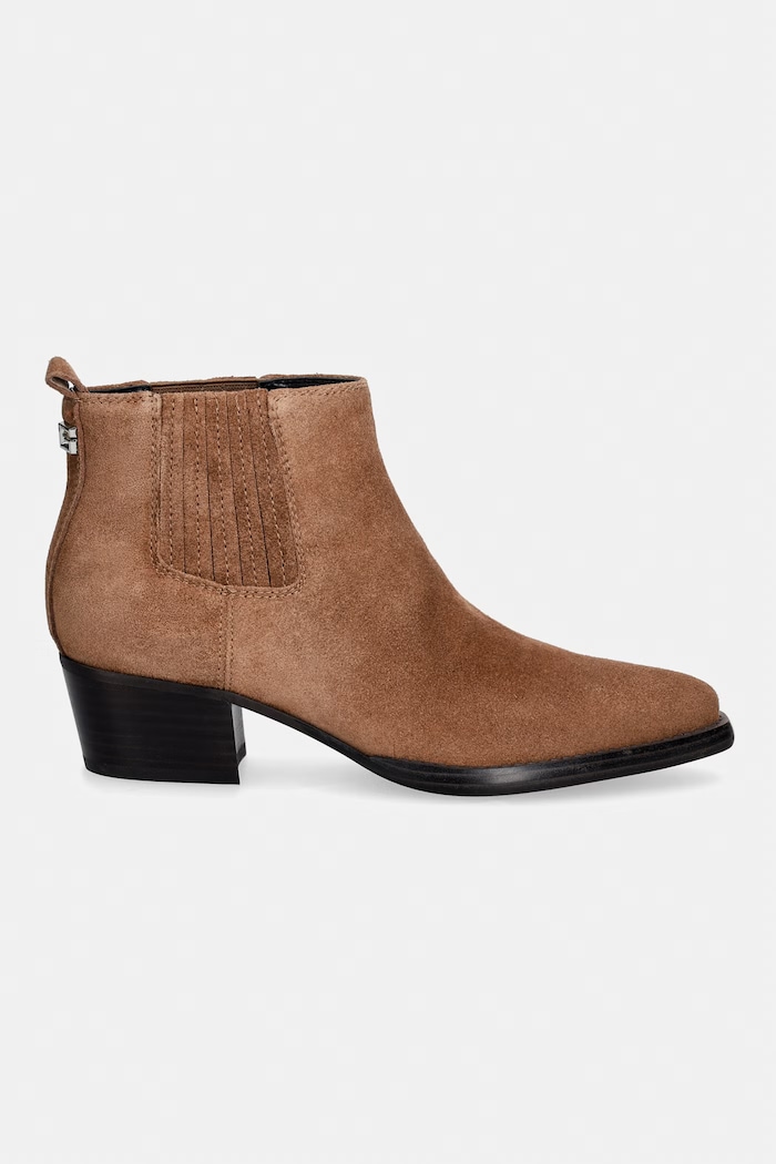 Guess sztyblety na niskim obcasie damskie zamszowe WYNIE FLTWYI.SUE10.TAN brązowy AW26
