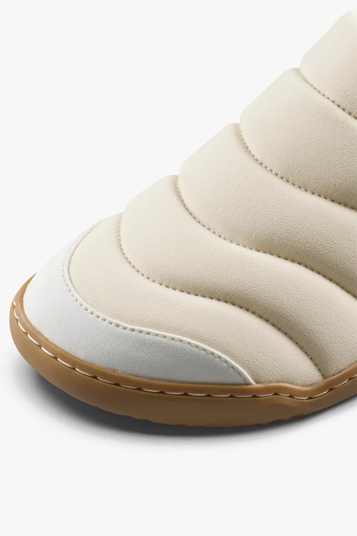 Sandały damskie GOBI WAVEY MULE Vivobarefoot beżowy 209583
