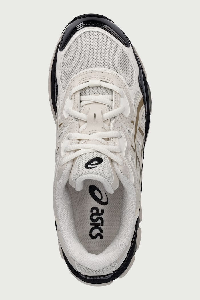 GEL-NYC "PATENT PACK" sneakersy damskie Asics 1203B081.020 beżowy