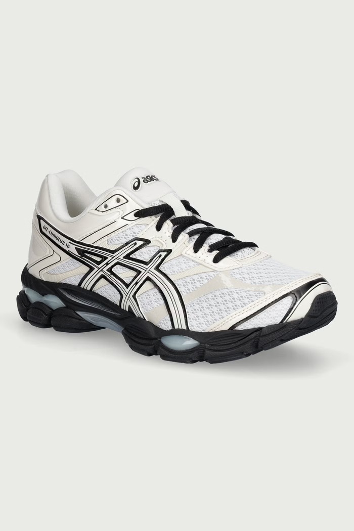 Asics GEL-CUMULUS 16 "PATENT PACK" sneakersy damskie biały 1203B071.100