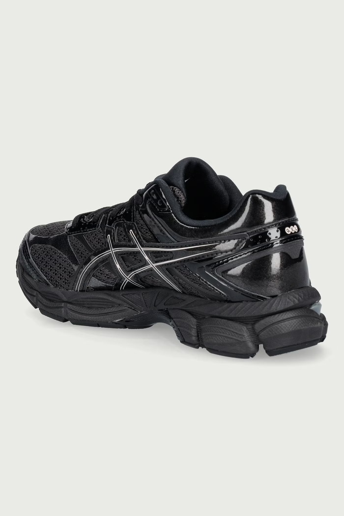 Obuwie Asics GEL-CUMULUS 16 "PATENT PACK" sneakersy damskie 1203B071.020 czarny