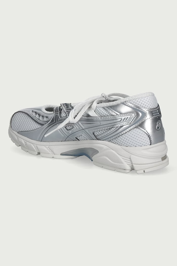 Обувки Asics GEL-DS TRAINER SP маратонки дамски 1203B057.020 сребърен