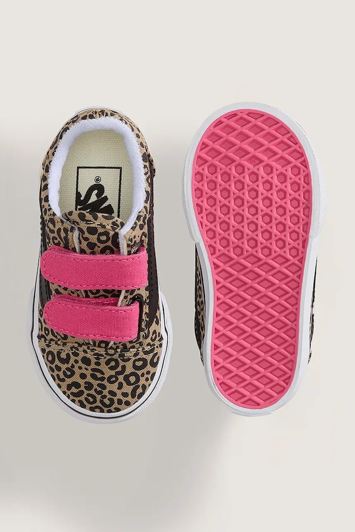 Old Skool V ниски кецове за деца Vans VN000VB2HO81 кафяв