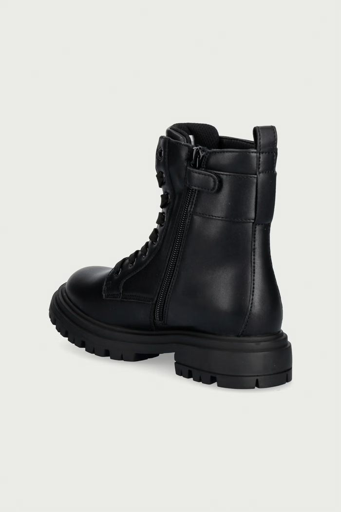 Dziewczynka Calvin Klein Workery dziecięce V3A5.83420.35.39 czarny