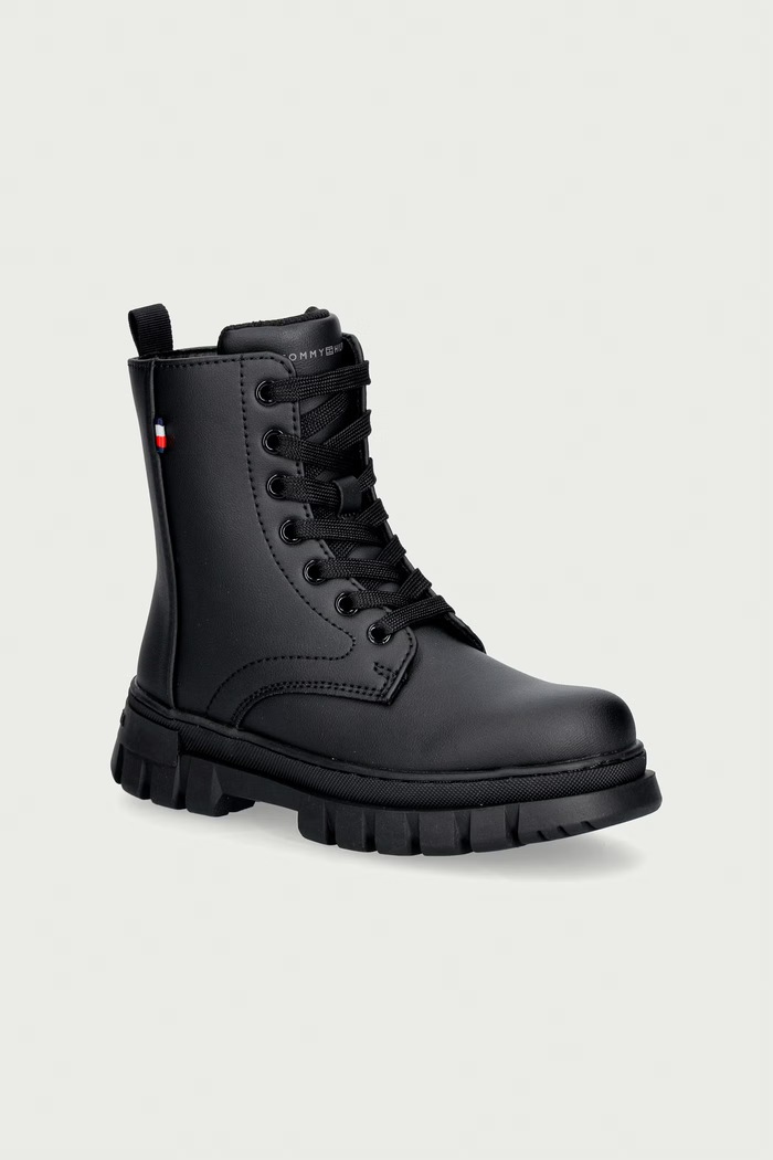 Tommy Hilfiger Workery dziecięce czarny T3X5.35294.30.34