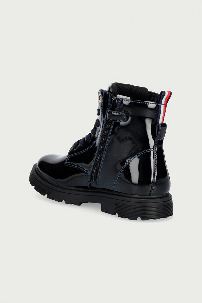 Dziewczynka Tommy Hilfiger Workery dziecięce T1A5.35153.30.34 czarny