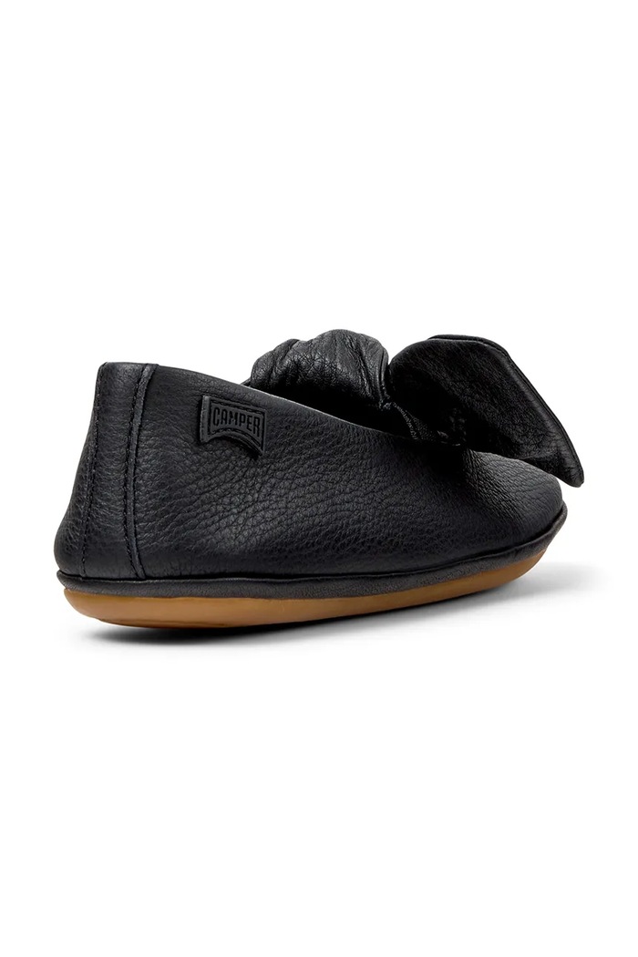 Dziewczynka Camper baleriny dziecięce skórzane Right Kids K800702.25.27 czarny