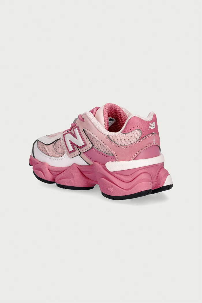 Dziewczynka New Balance 9060 sneakersy dziecięce I906024D różowy