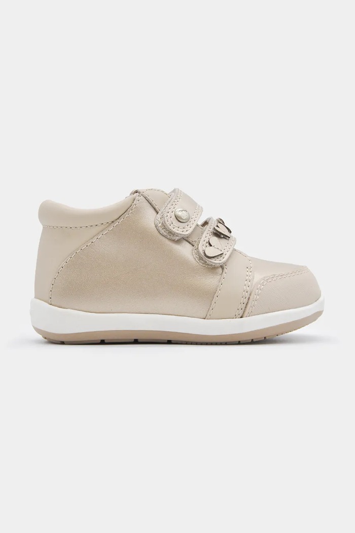 Mayoral Половинки обувки за деца от кожа злато 42666.18A.Baby.9BY2