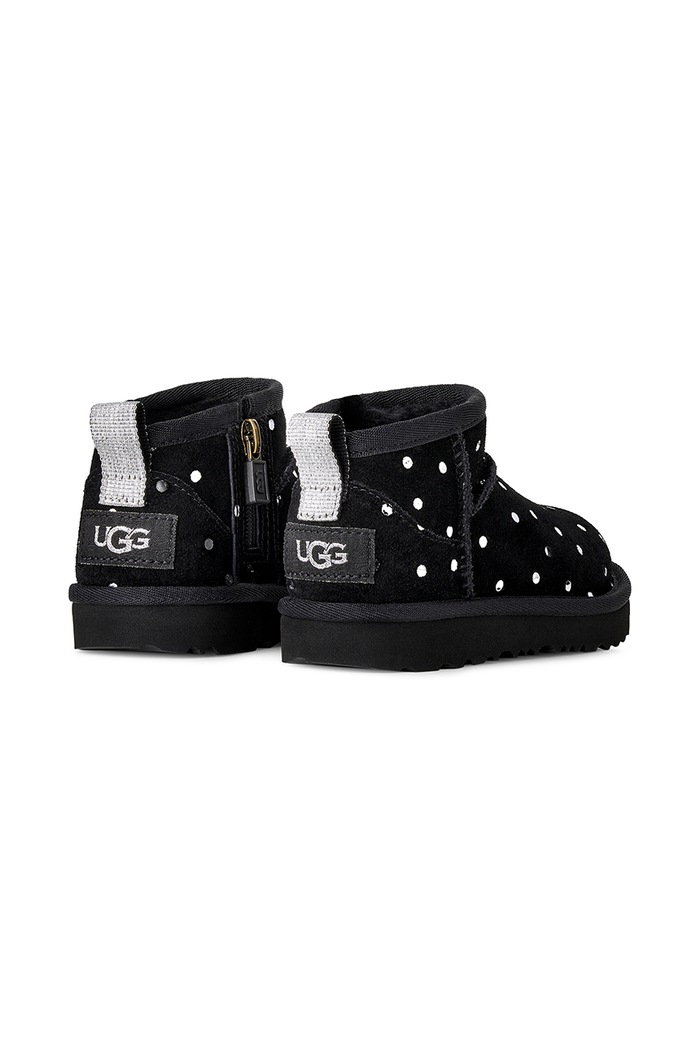 Dziewczynka UGG Sneakersy dziecięce zamszowe CLASSIC ULTRA MINSHINY DOTS 1180422T czarny
