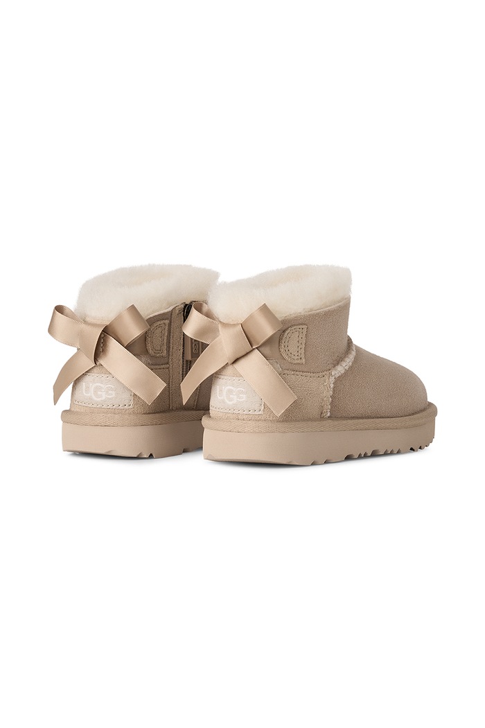 Dziewczynka UGG Śniegowce dziecięce zamszowe ULTRA MINBAILEY BOW 1185920T beżowy