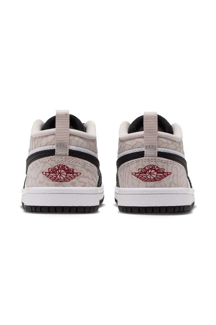 Chłopiec Jordan Jordan 1 Low SE sneakersy niemowlęce skórzane IV5260 czarny