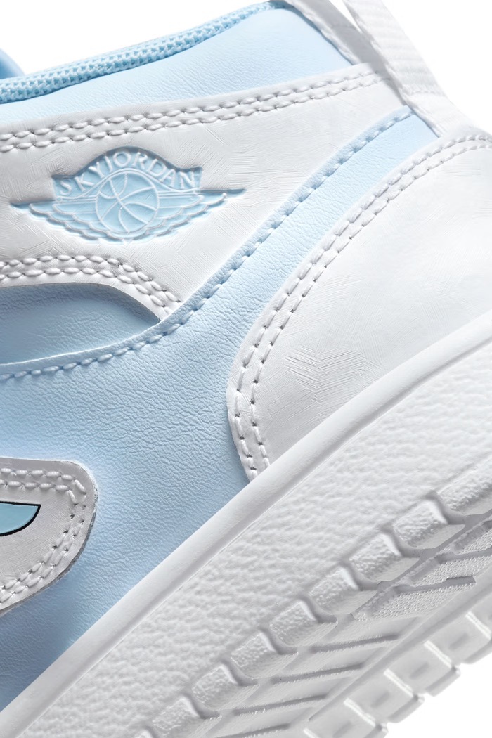 Jordan Sky Jordan 1 sneakersy dziecięce BQ7197