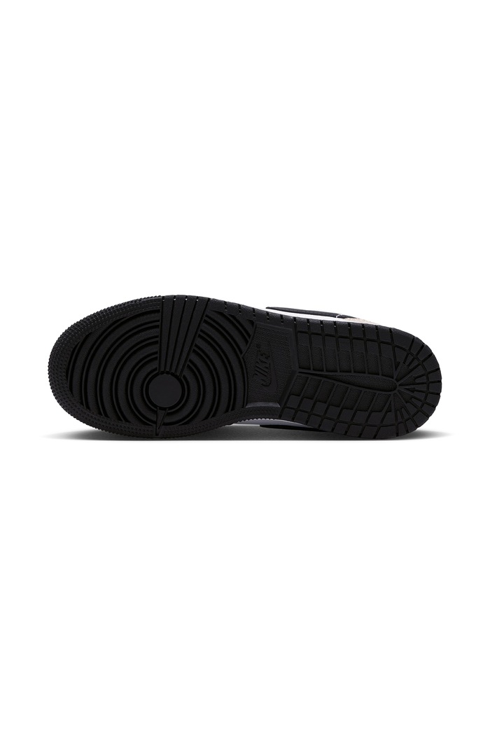 Air Jordan 1 Low SE кроссовки для детей кожаные Jordan чёрный IQ5229