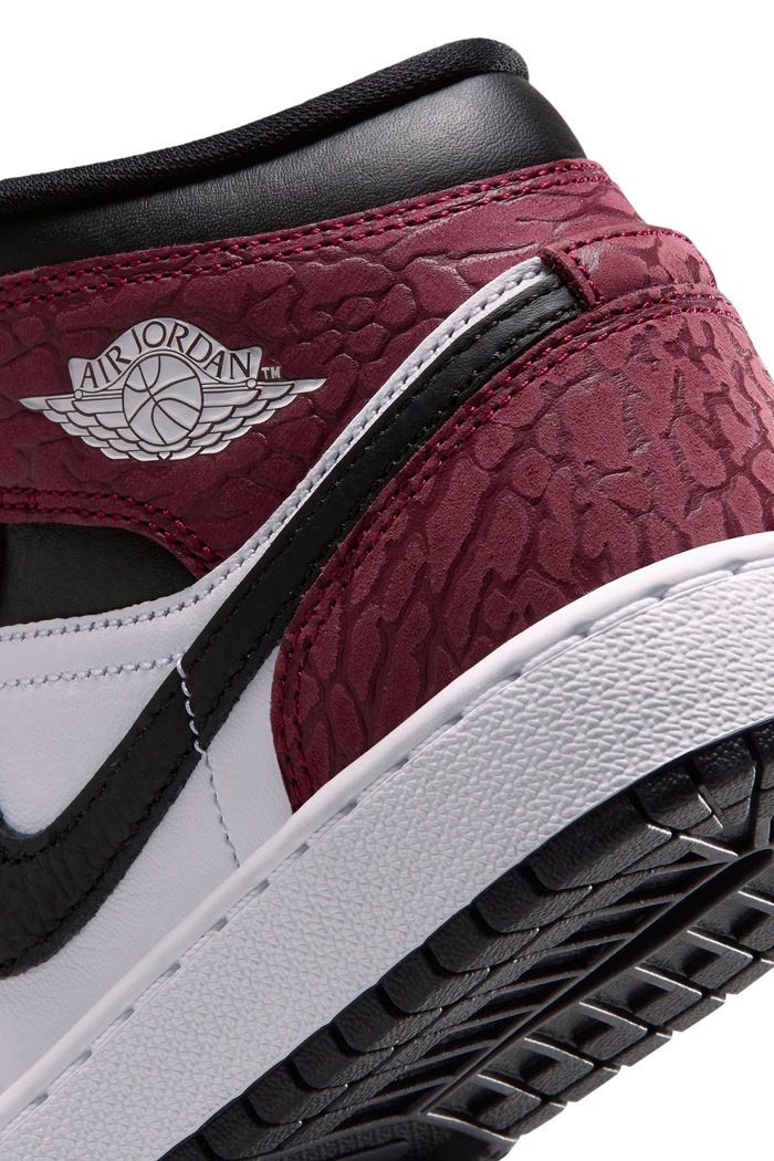 Jordan Air Jordan 1 Mid SE sneakersy dziecięce IQ5230