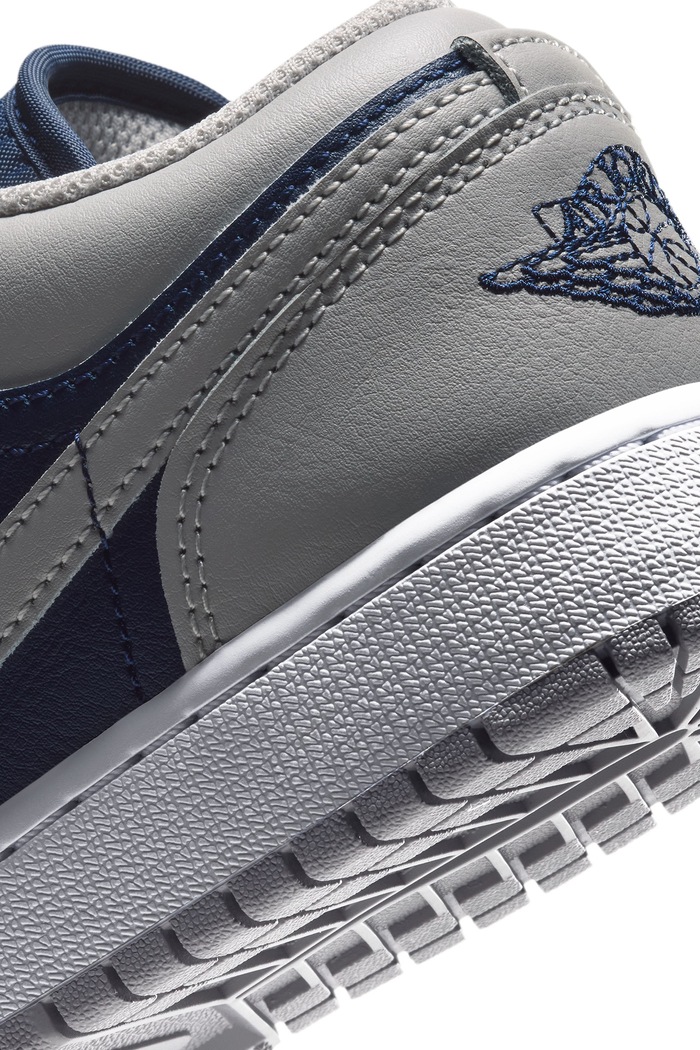 Jordan Air Jordan 1 Low sneakersy dziecięce skórzane 553560