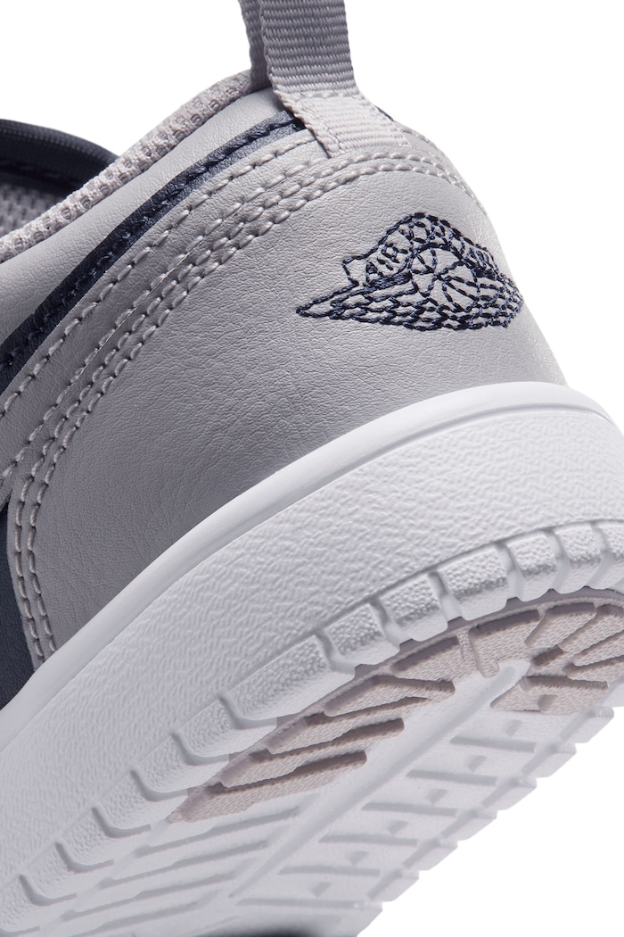 Jordan Jordan 1 Low Alt sneakersy dziecięce DR9748